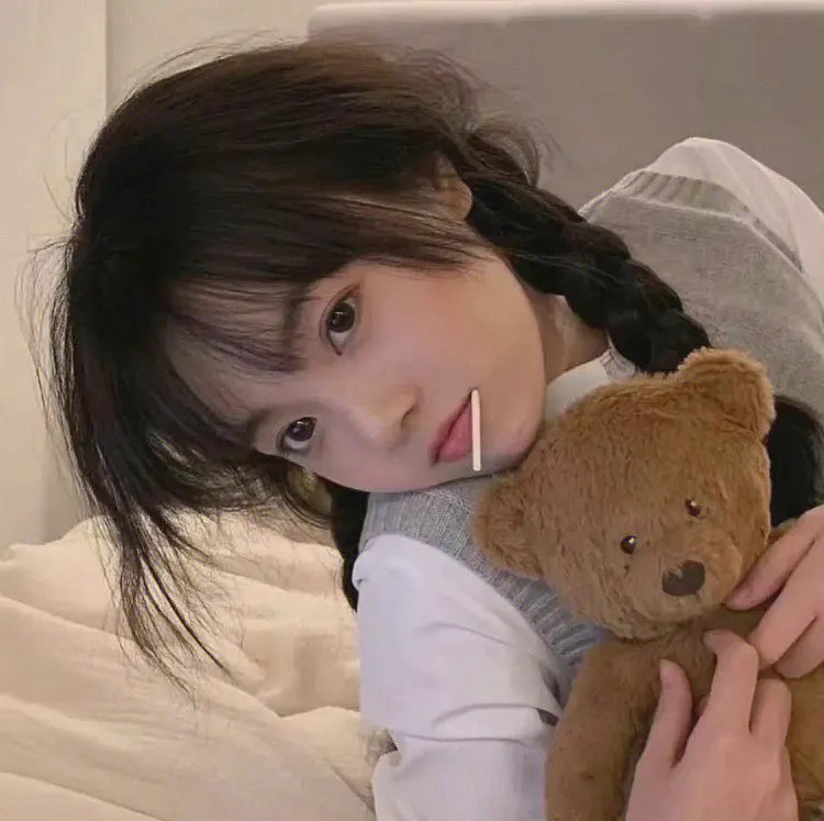 怪诞女孩
